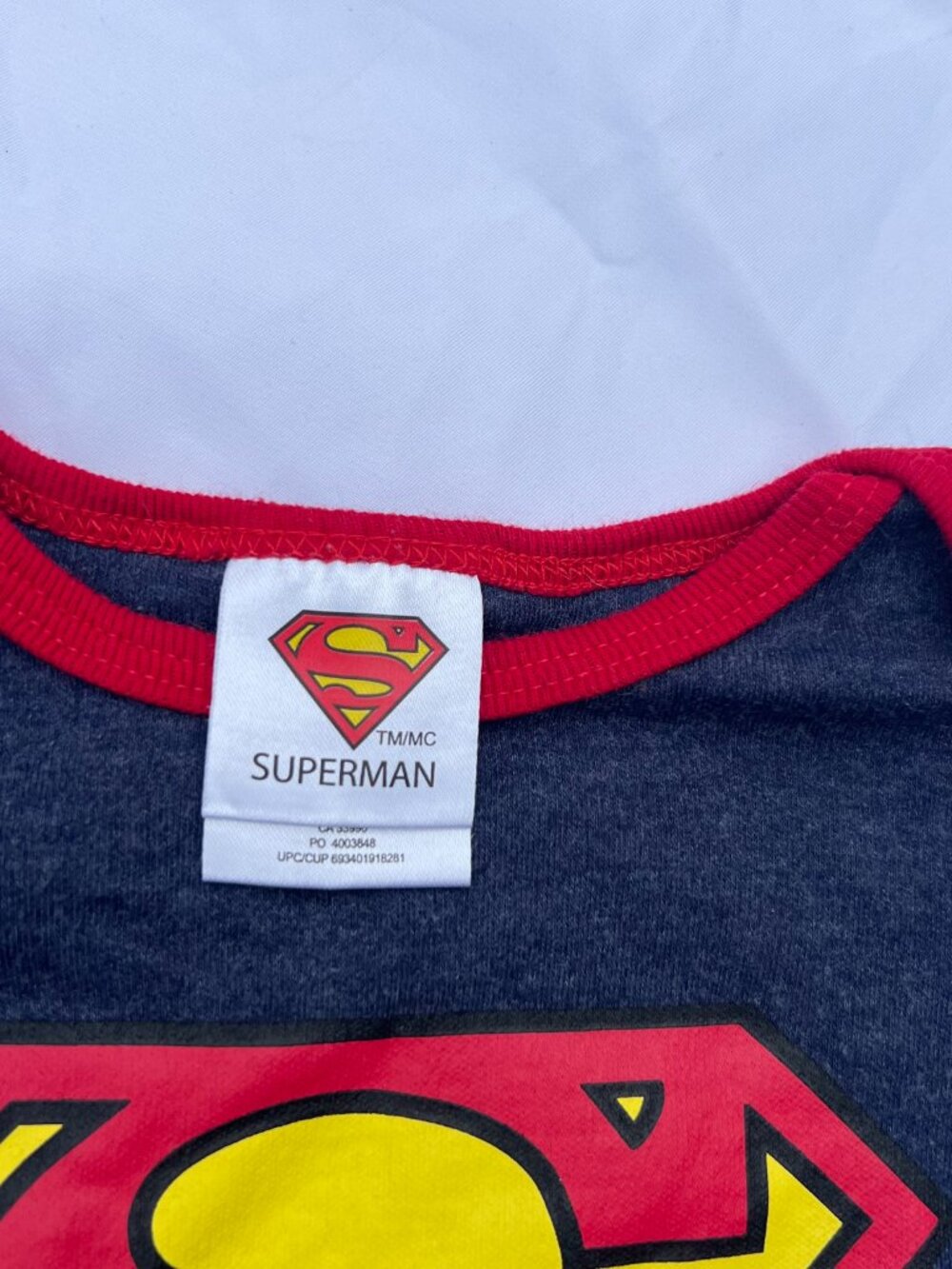 Boys 6-12M Superman DC Onesie Lot of 2 — Short + Long Sleeve — GUC - Picture 6 of 8